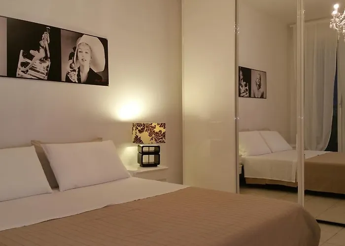 Cristina' S Flat Апартаменты *